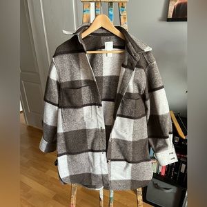 HM Shacket Warm and Perfect for Fall